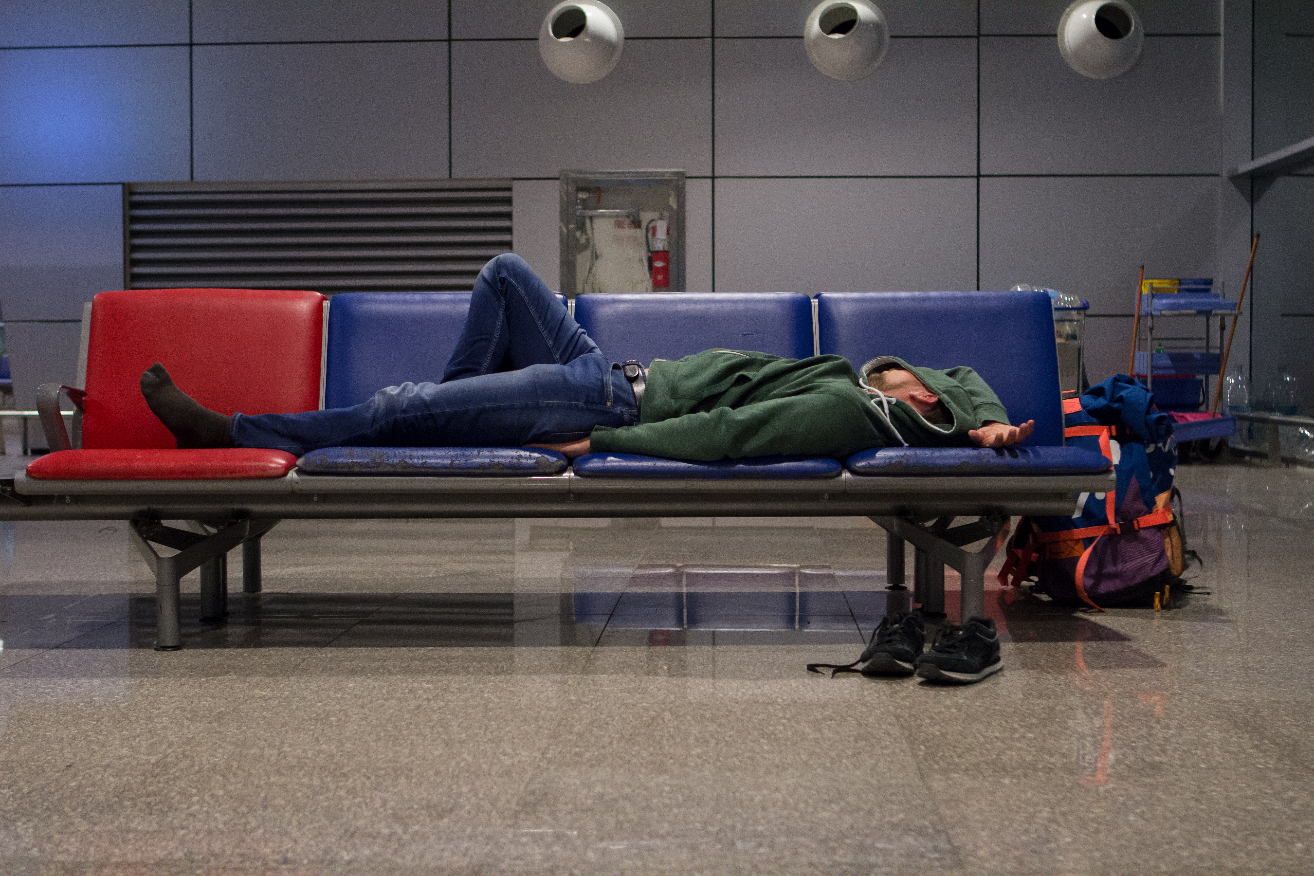 10 consejos para dormir en los aeropuertos durante la noche | Esta web - 7