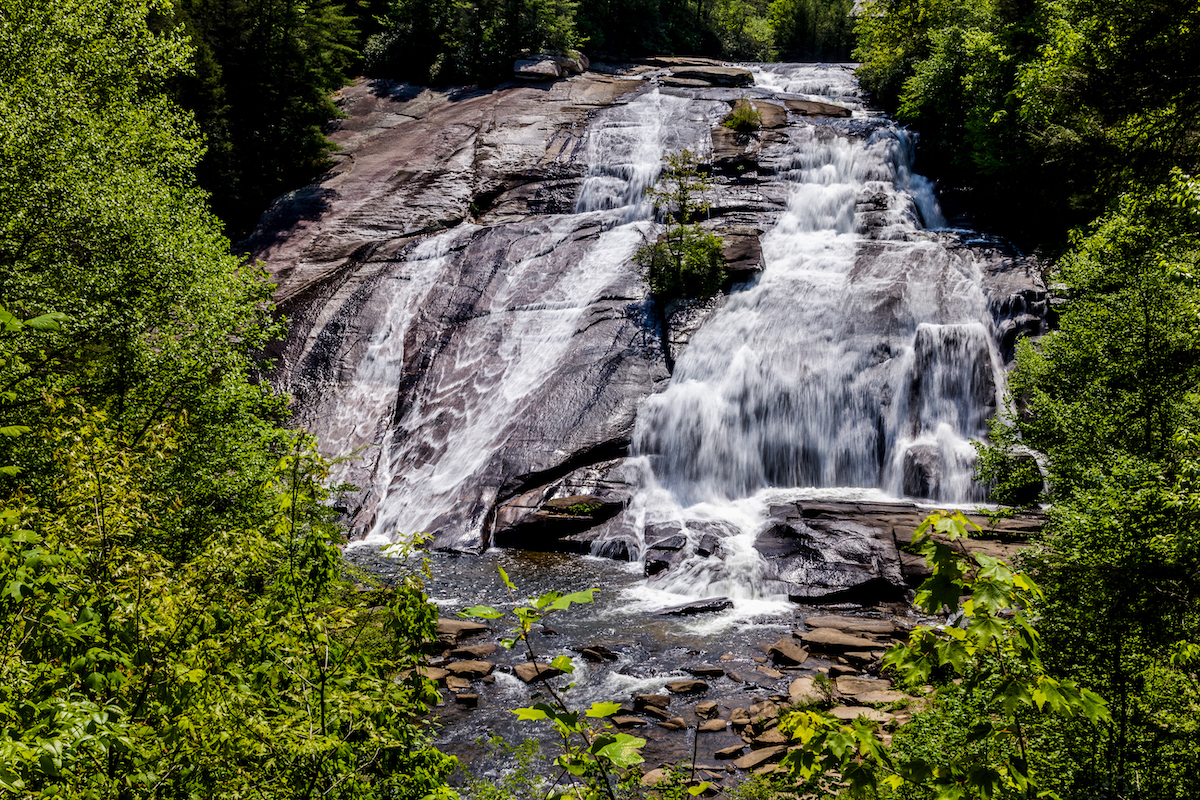5 Waterfalls increíbles para visitar cerca de Asheville - 11