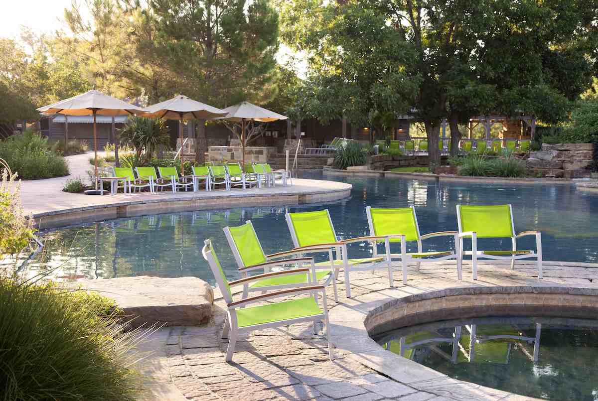 12 piscinas de hotel más únicas en Texas - 25