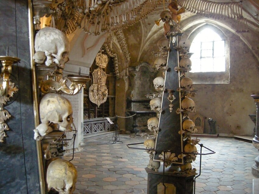 El Ossuario de Sedlec, República Checa - 9