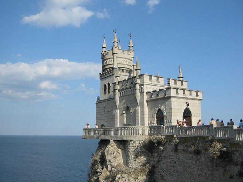 Swallow's Nest Castle Crimea - Castillo de cuento de hadas en un acantilado - 11
