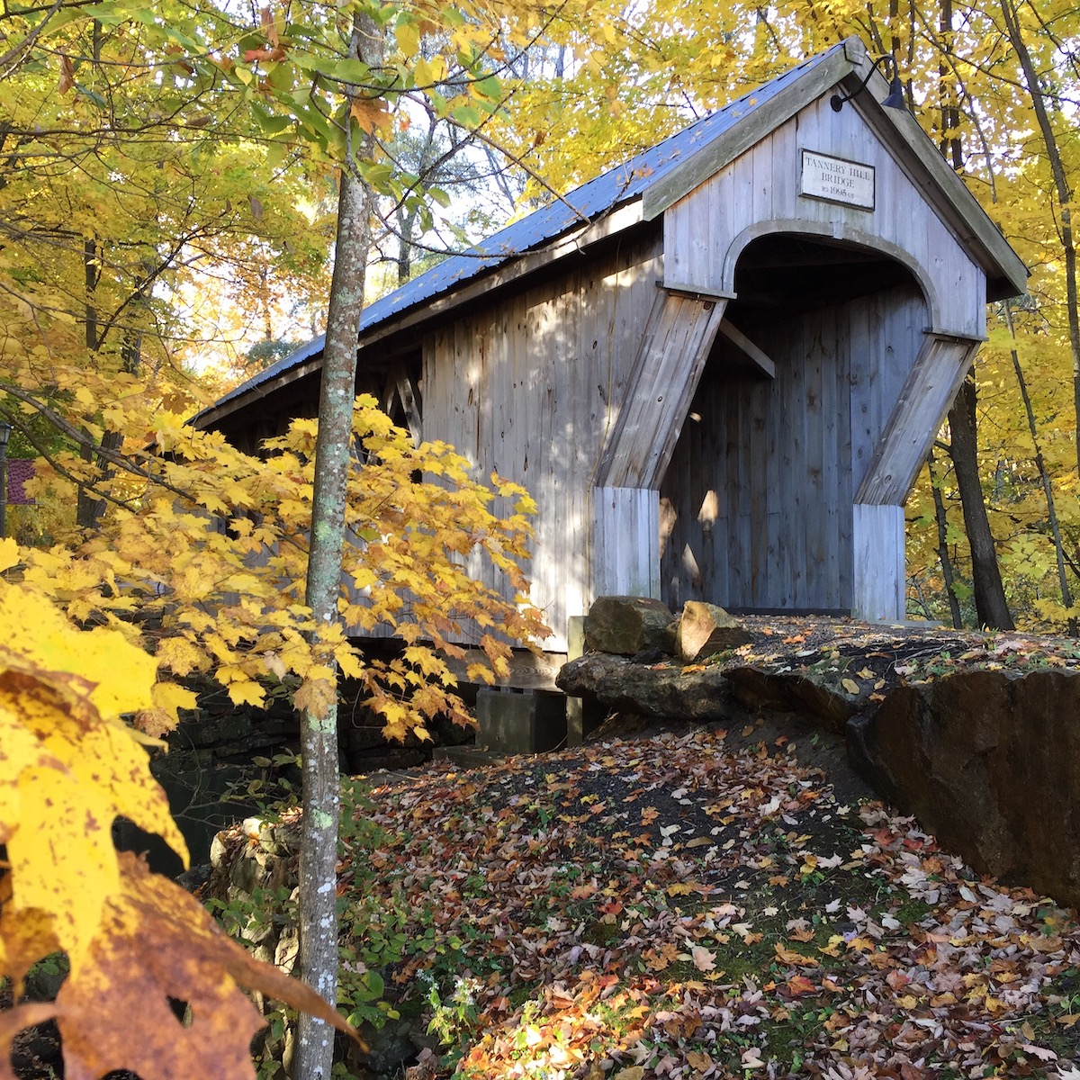 7 hermosos puentes cubiertos en la región de New Hampshire's Lakes - 11