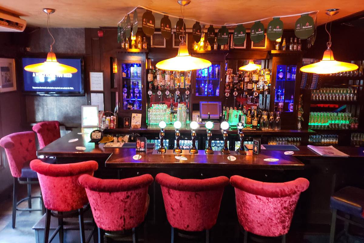 8 pubs tradicionales imprescindibles en Galway - 17