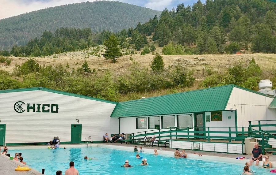 Chico Hot Springs en Montana: 9 razones para visitar - 1
