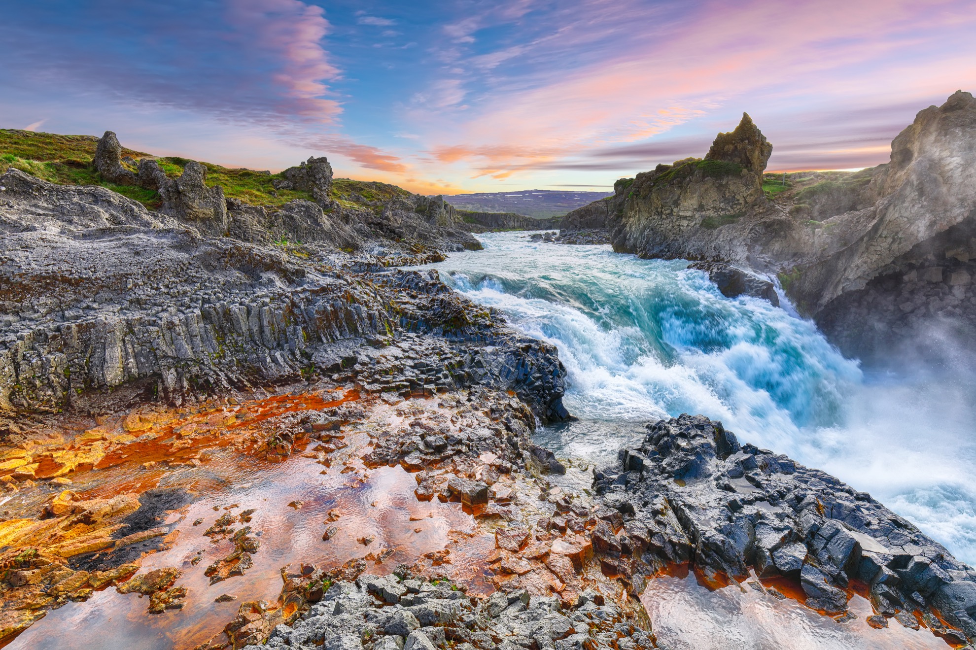 11 Hechos rápidos sobre Godafoss: la cascada mítica de Islandia - 15