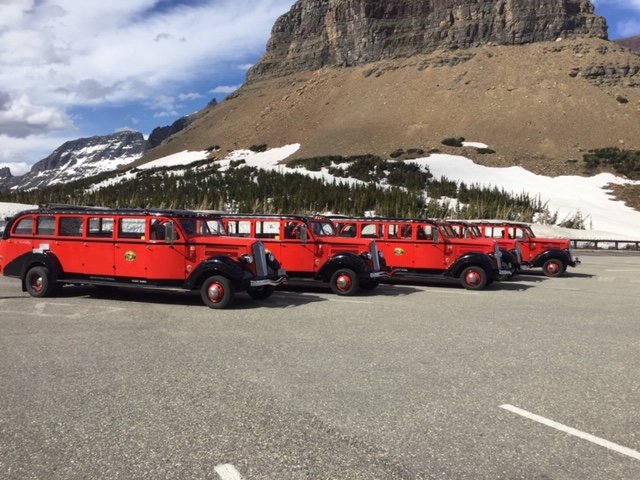 Por qué paso mis veranos como conductor de autobús rojo glaciar - 135
