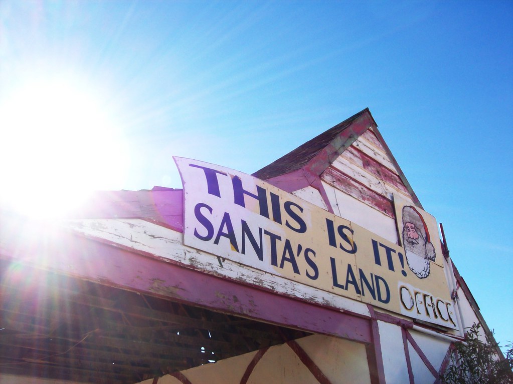 Conoce a Santa Claus, Arizona: una ciudad temática abandonada en medio del desierto - 11