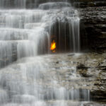 Conoce Eternal Flame Falls: un lugar inquietantemente hermoso en el oeste de Nueva York
