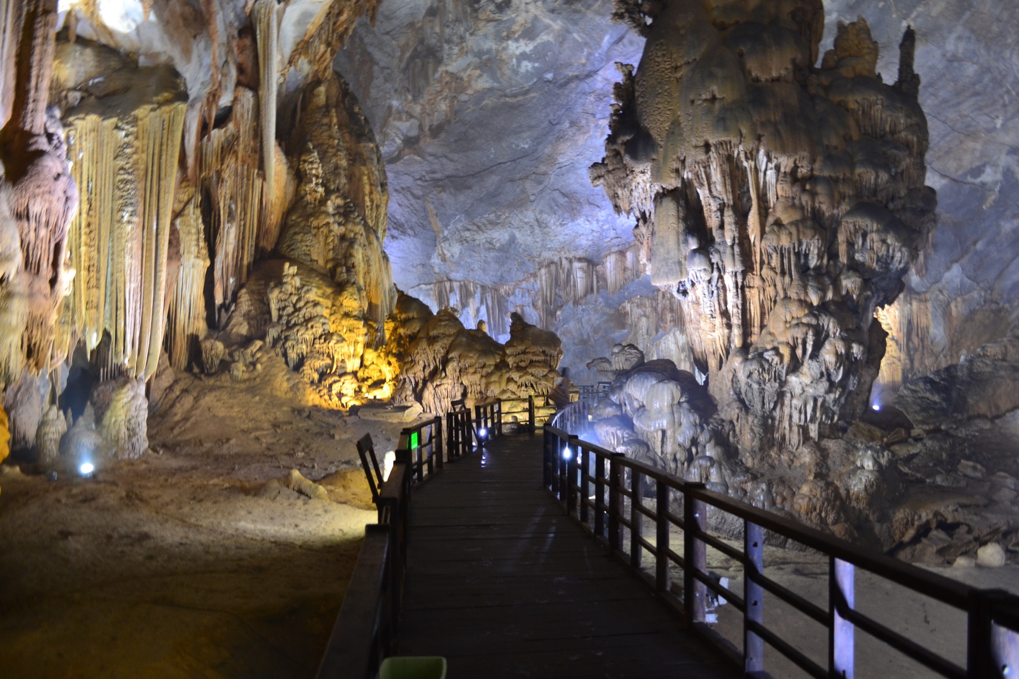 La cueva de Son Doong en Vietnam es tan grande que tiene su propio sistema meteorológico - 7