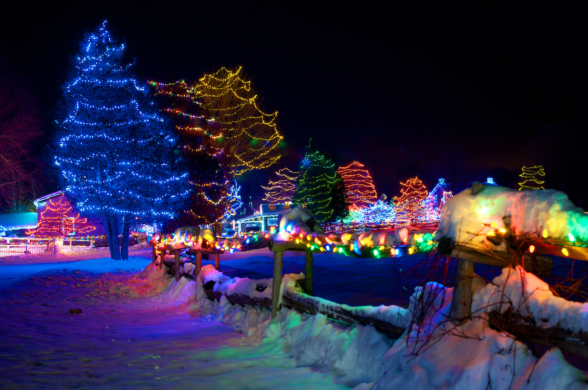 El hermoso pueblo de Navidad canadiense que te lleva a tiempo - 7