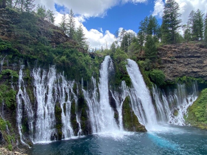 12 mejores cascadas en California: SoCal & Norcal Spots - 27