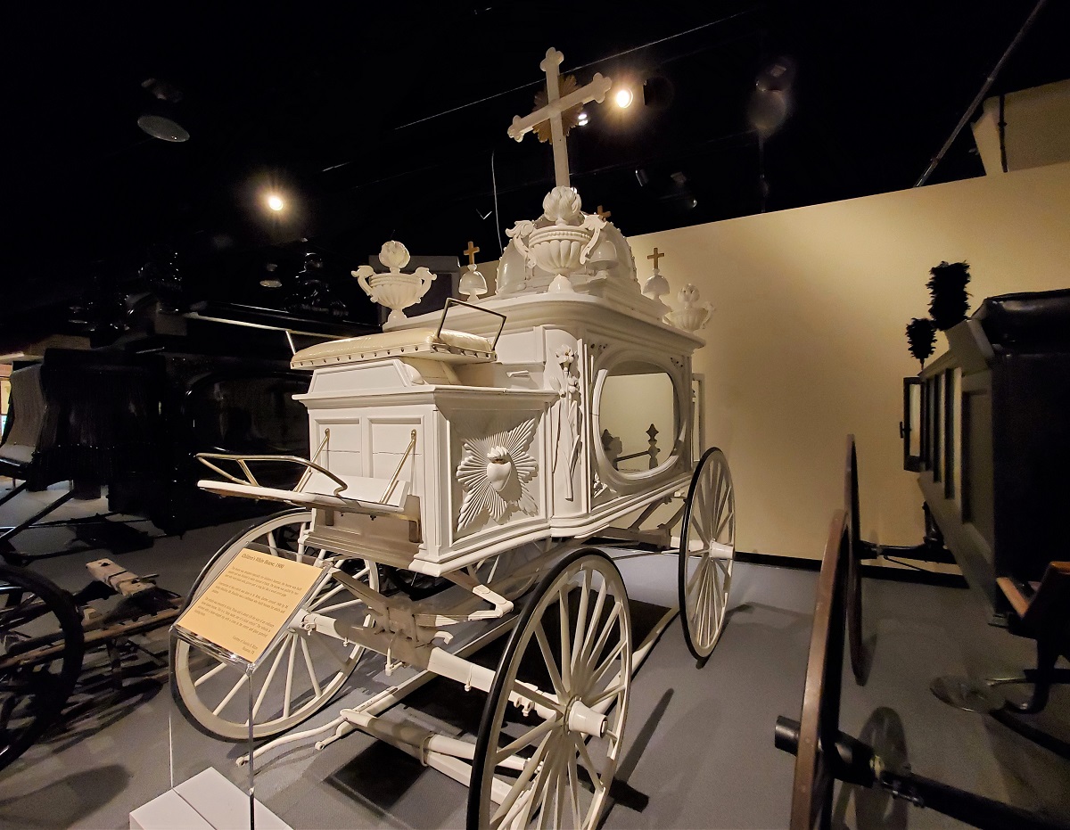 12 Gemas ocultas El Museo Nacional de Historia del Funeral se está muriendo por compartir - 17