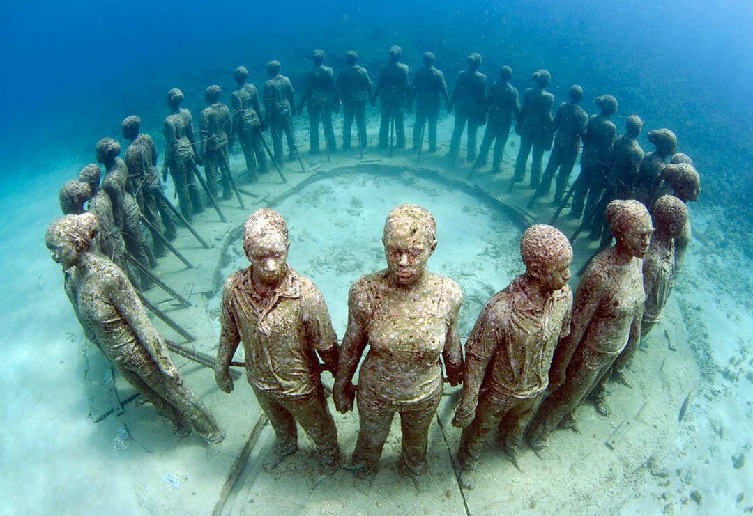Parque dramático de esculturas submarinas en el Caribe completa la renovación - 3