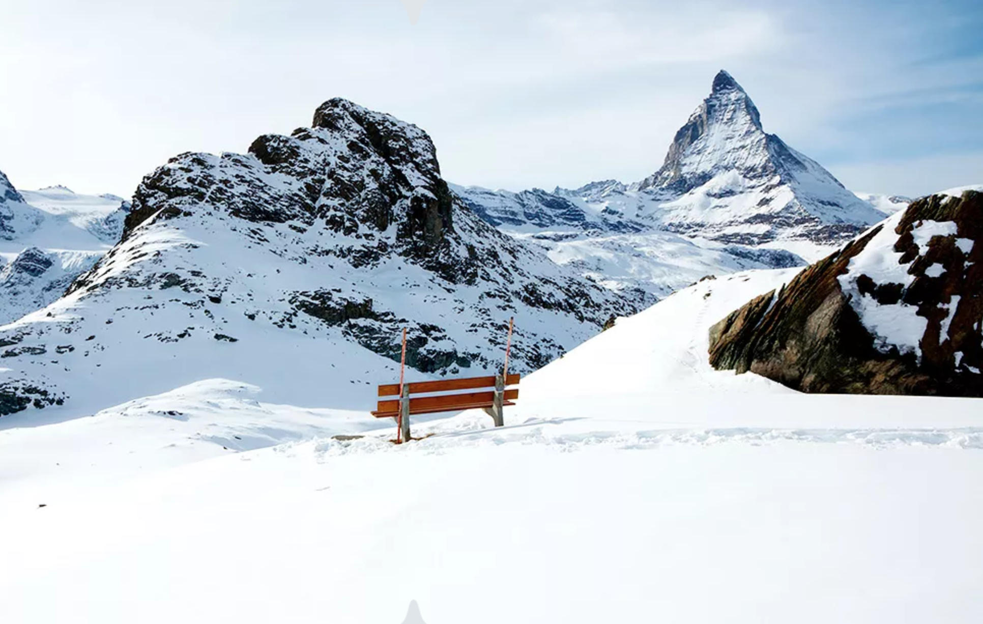 Estos hoteles de montaña suiza son como permanecer en la cima del mundo. - 11