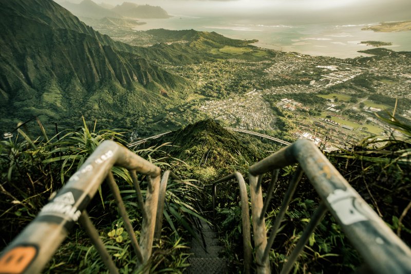 Una guía para caminar en la escalera de Oahu al cielo - 11
