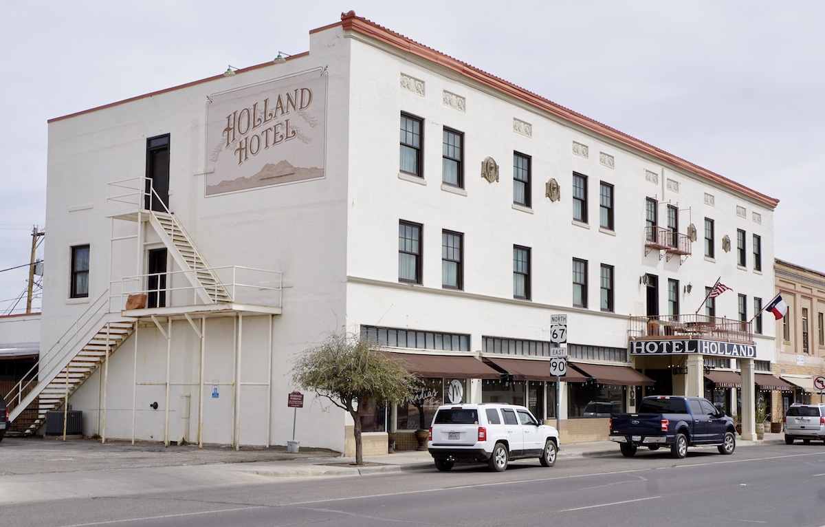 6 Hoteles históricos increíbles en Texas Big Bend Country - 9