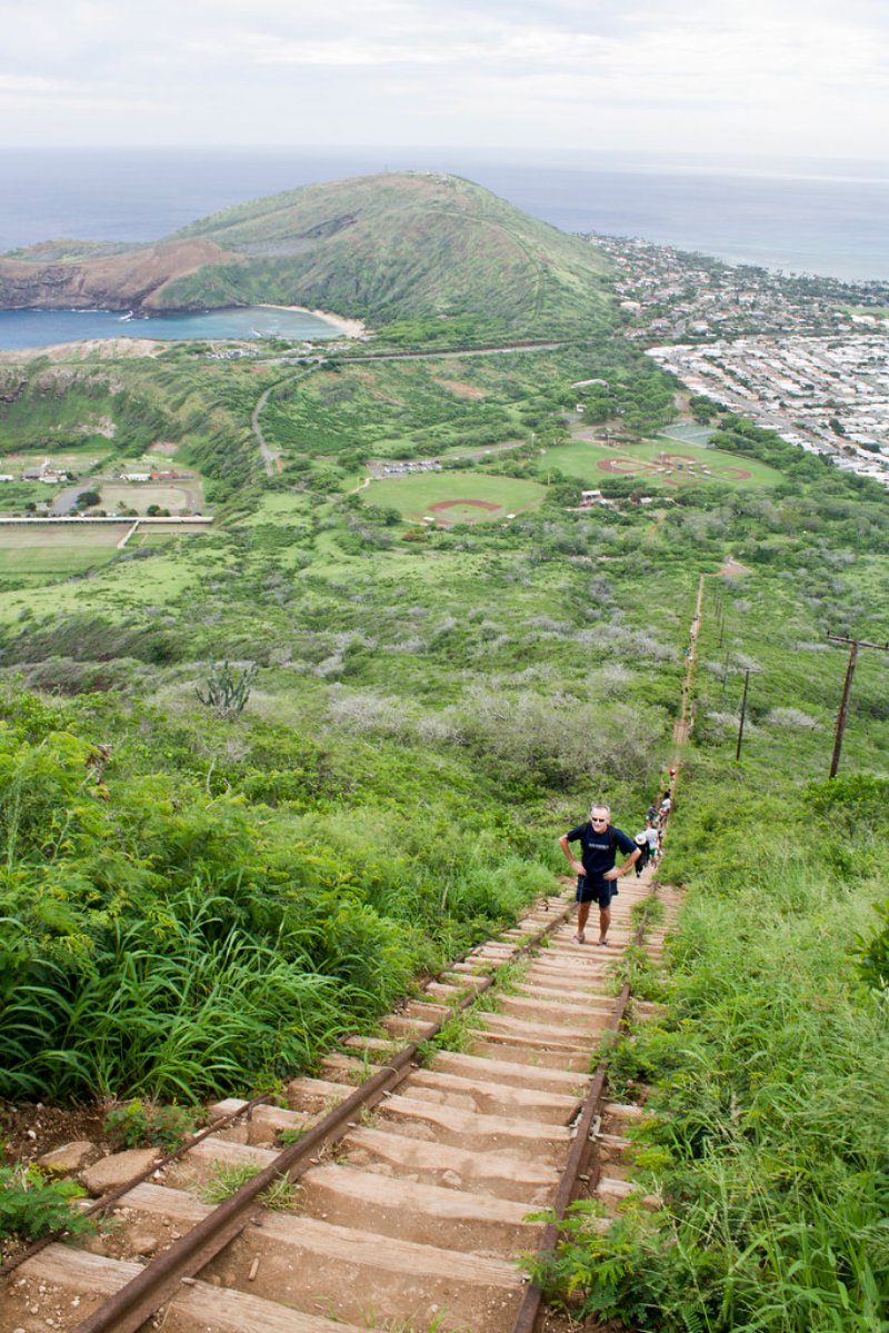 Una guía para caminar en la escalera de Oahu al cielo - 27