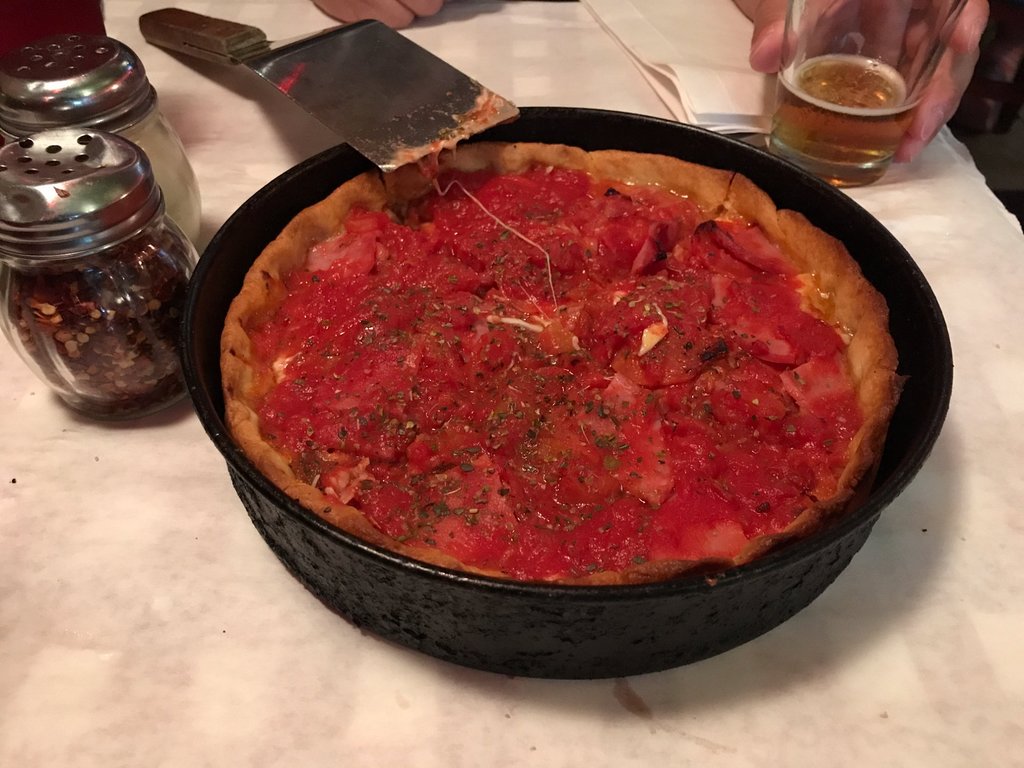 10 mejores lugares para la pizza de plato profundo de Chicago - 15