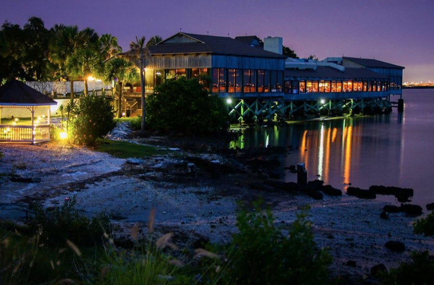 9 excelentes restaurantes de Tampa en el agua - 7