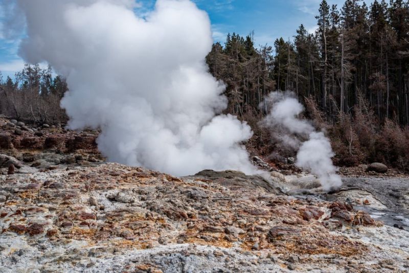 15 mejores géiseres y aguas termales en el Parque Nacional de Yellowstone - 29
