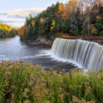 7 hermosas cascadas para visitar en la península superior de Michigan