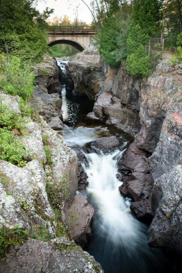 24 mejores cascadas de las aguas límite que debe visitar - 25