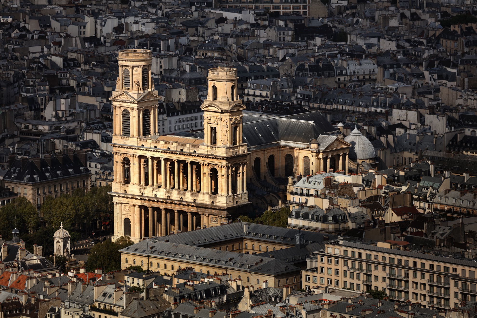 8 razones para visitar la Iglesia de Saint Sulpice en París - 9