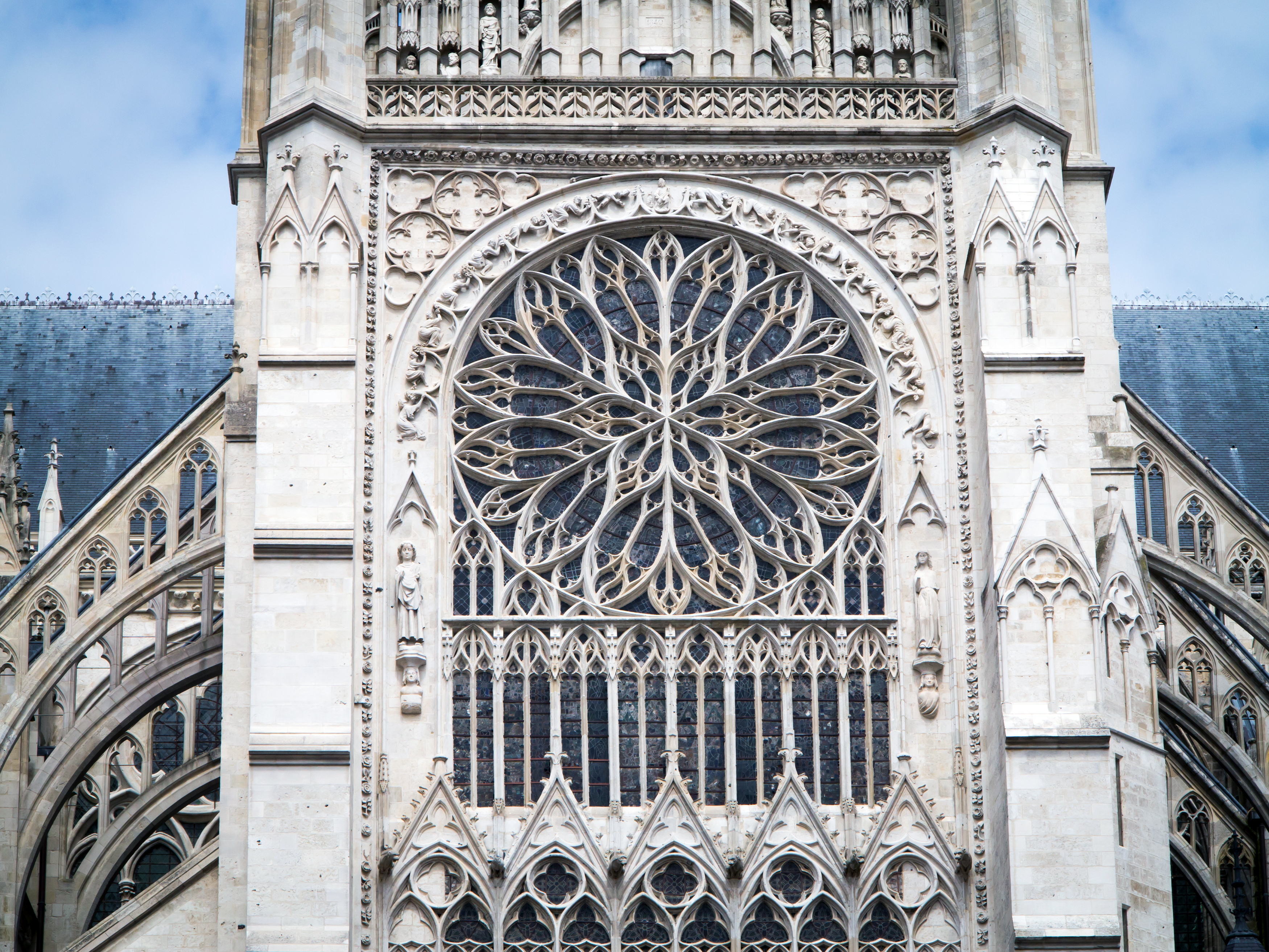 7 Iglesias increíblemente hermosas en Francia además de Notre Dame - 7