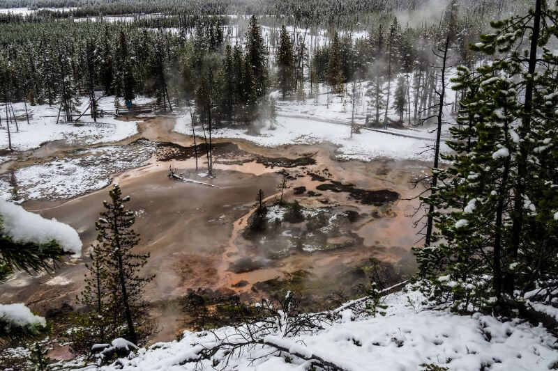 15 mejores géiseres y aguas termales en el Parque Nacional de Yellowstone - 41