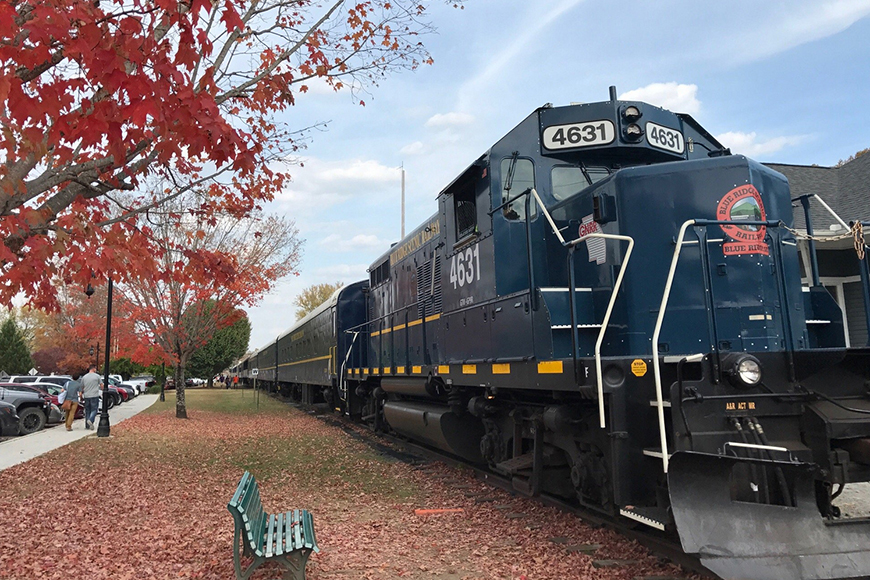 Los 10 mejores paseos en tren de otoño en los EE. UU. - 15