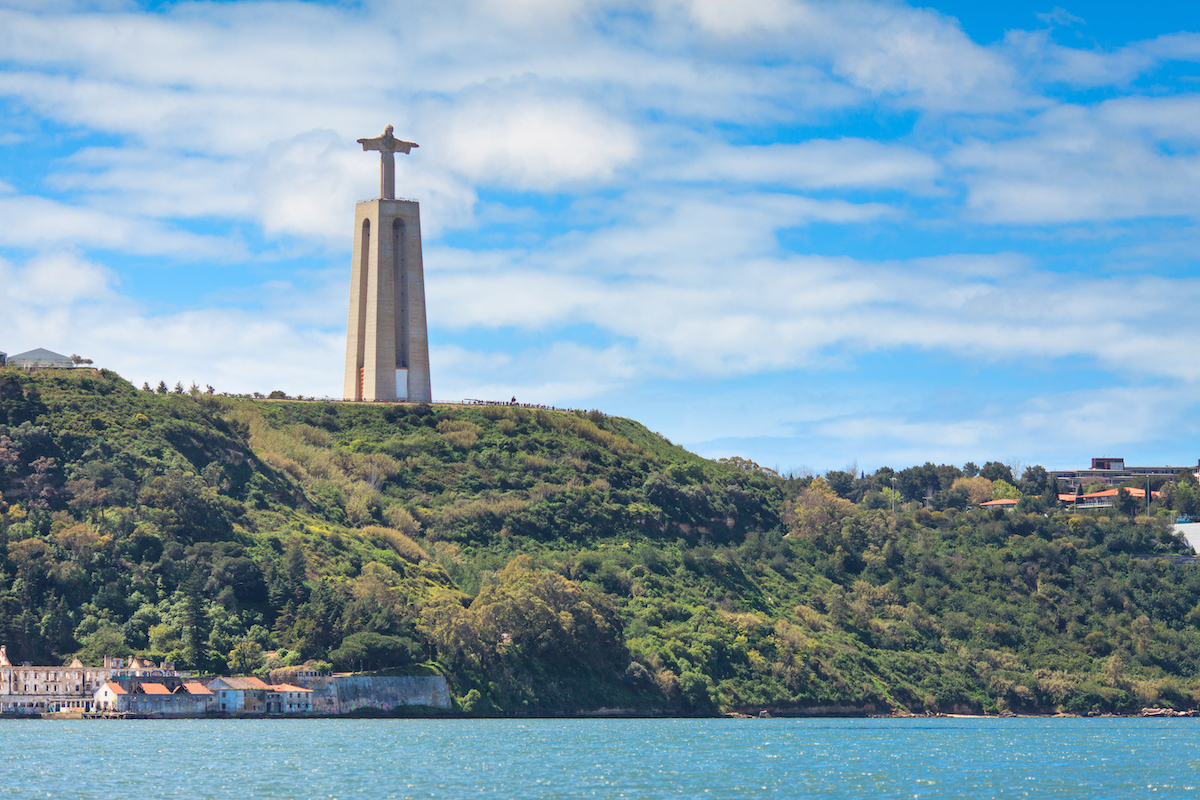 Por qué necesitas visitar el icónico monumento de Cristo Rei cerca de Lisboa - 29