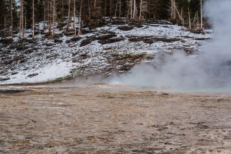 15 mejores géiseres y aguas termales en el Parque Nacional de Yellowstone - 39