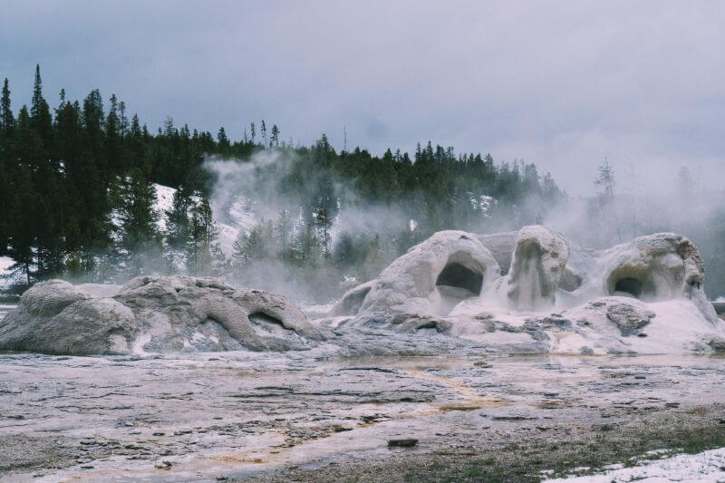 15 mejores géiseres y aguas termales en el Parque Nacional de Yellowstone - 37