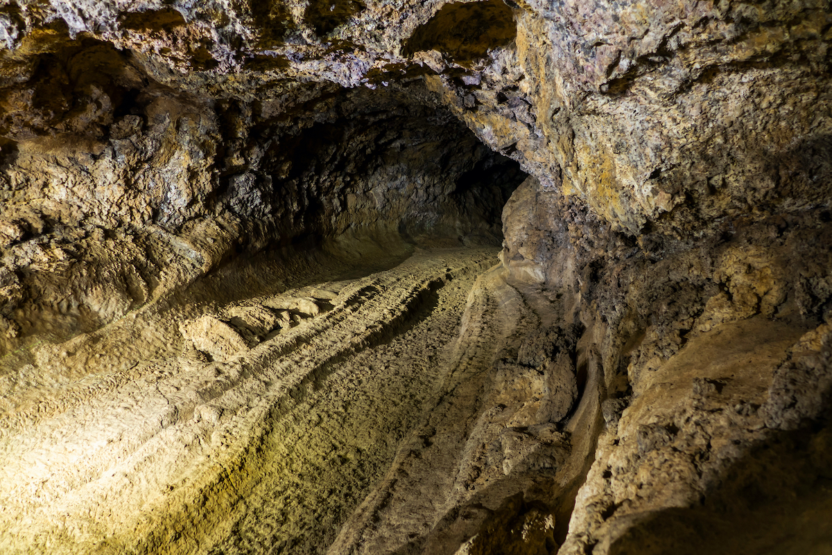 7 cuevas espectaculares para visitar en España - 15