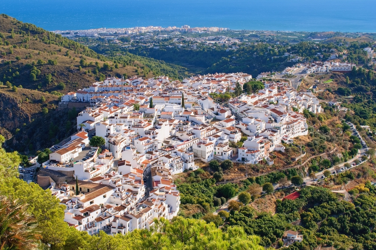 7 pintorescos pueblos de montaña blancos para visitar en España - 165