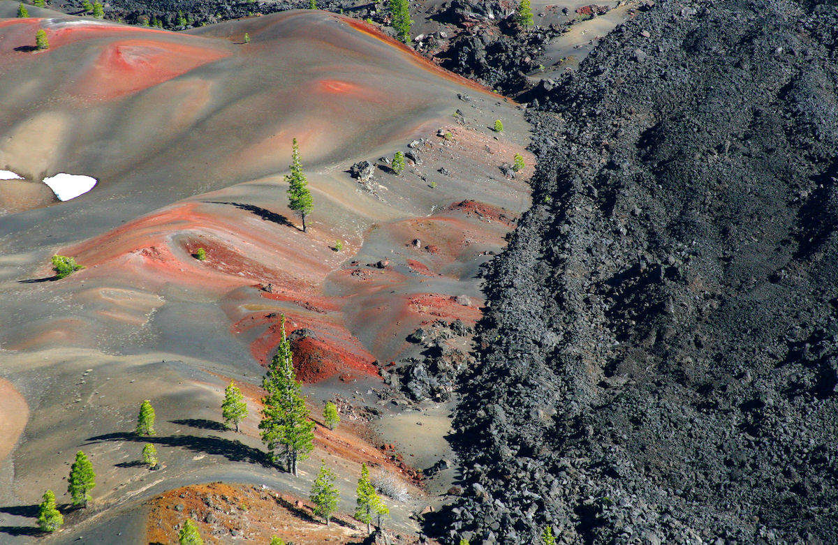Las dunas de arena pintadas del Parque Nacional Volcánico Lassen - 9