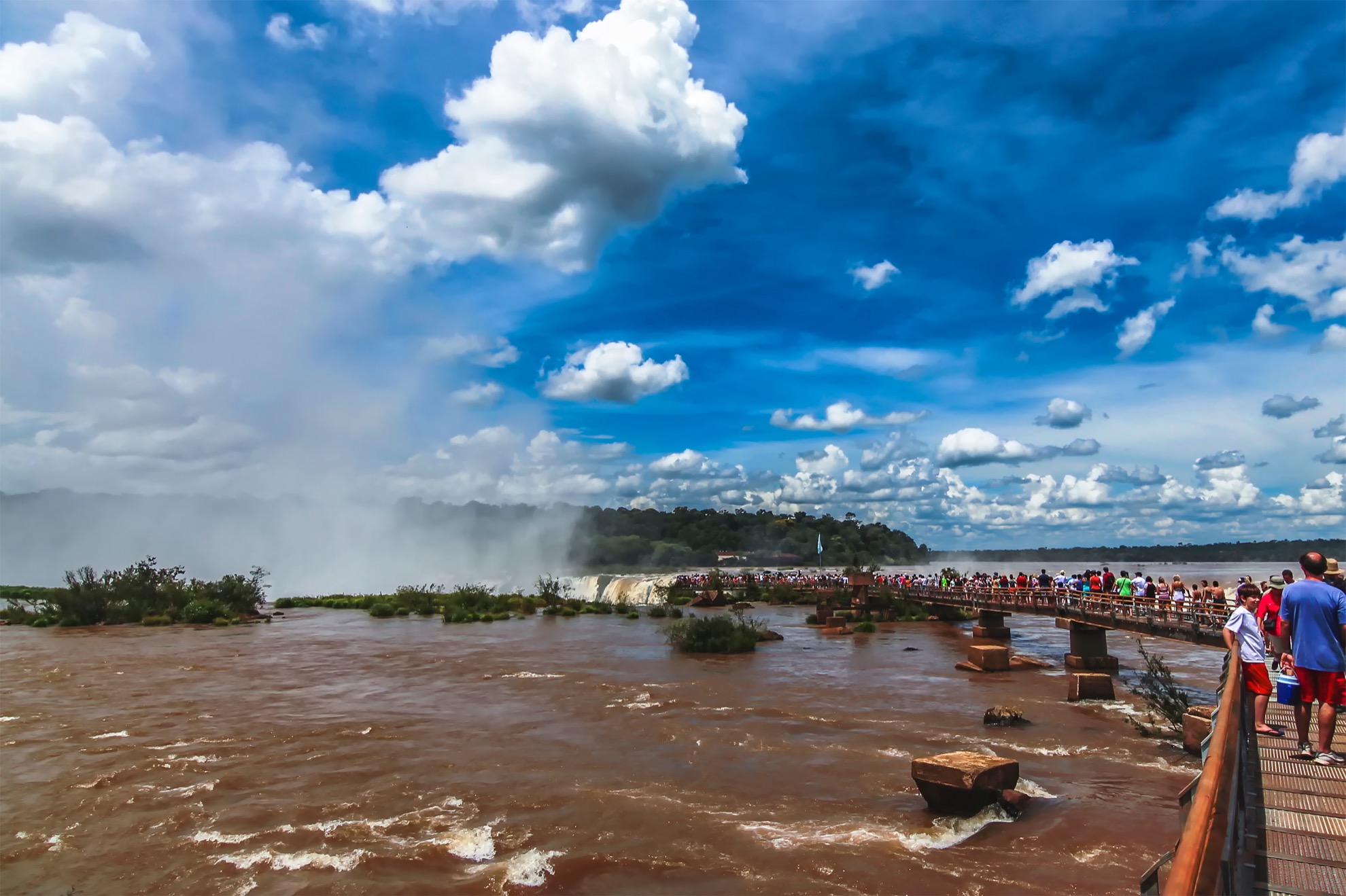 Conoce la garganta del diablo, la increíble cascada de Iguazu Falls - 7