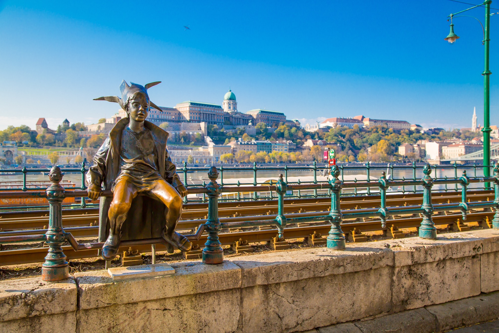 Visitar los zapatos de Budapest en el Danubio Memorial - 15