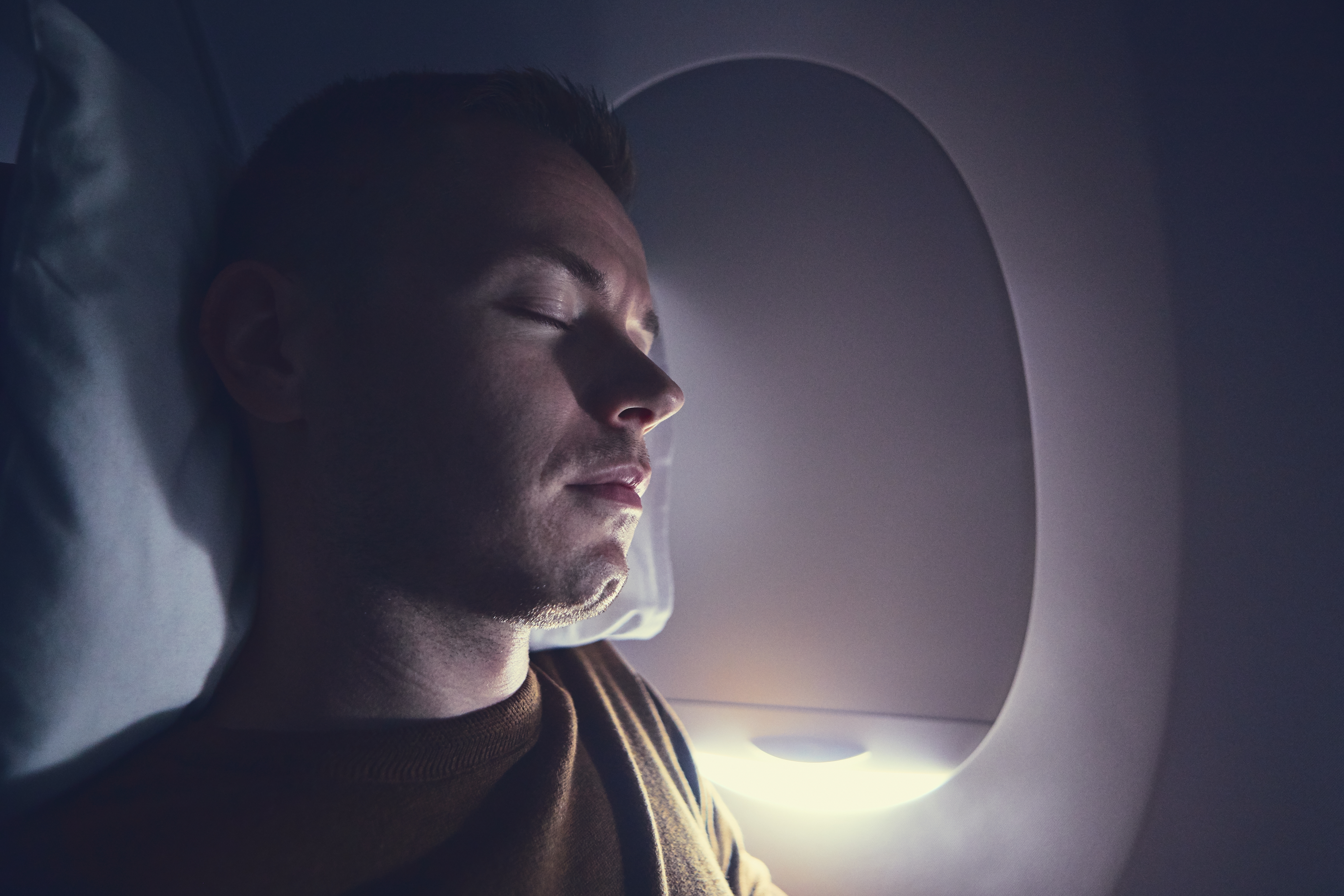 Dormir en aviones: 13 consejos para hacerlo más fácil | Esta web - 21